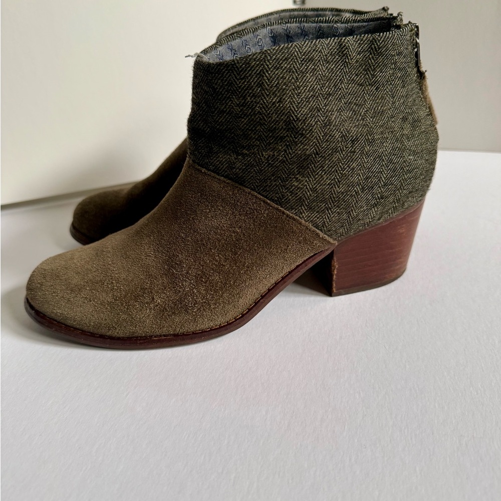 TOMS Leila Ankle Boots